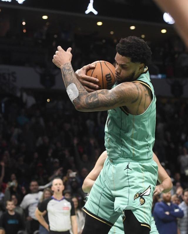 NBA常规赛关键时刻走向成谜，夏洛特黄蜂造点机会，信心回归，细节决定成败的简单介绍