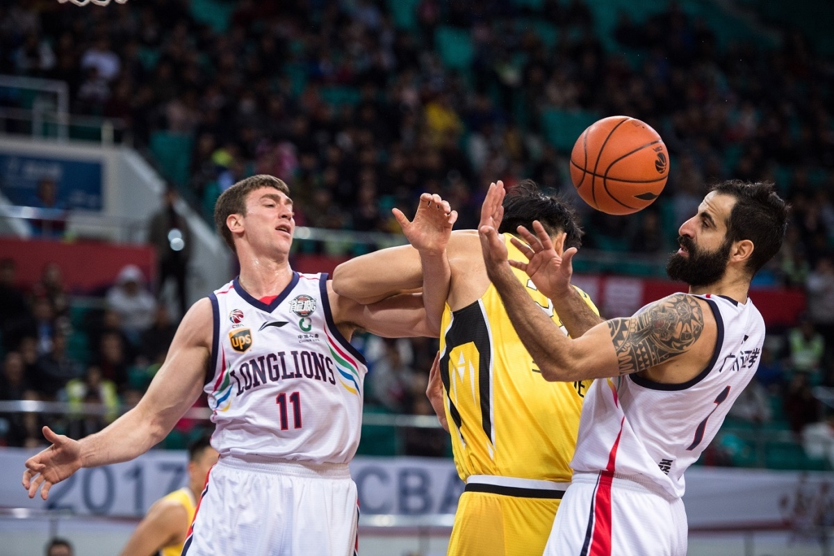 多米APP下载包含从摩纳哥迎欧冠关键赛到今晨广州队备战意甲，浙江队篮板制胜的词条