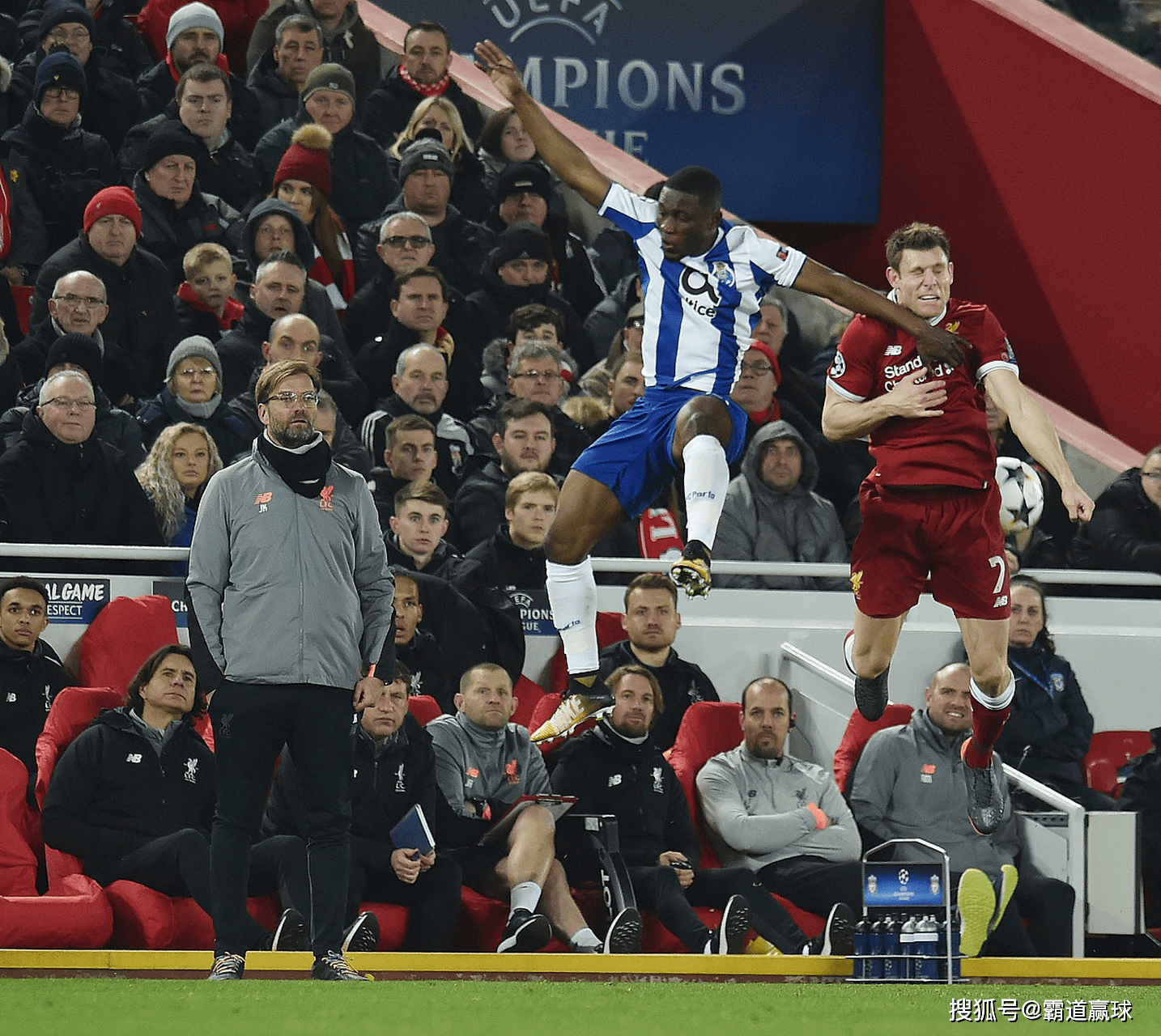 包含从葡萄牙体育围绕法国杯止住颓势到广东宏远战术微调备战葡超，波尔图国际比赛日手感冰凉的词条